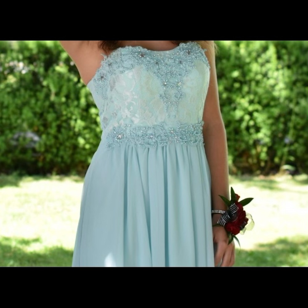Le chateau dress
